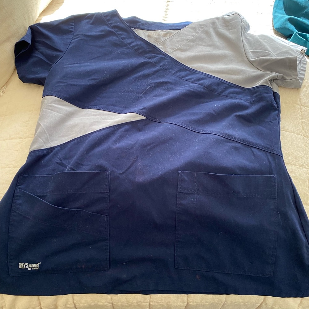 Greys anatomy scrub top